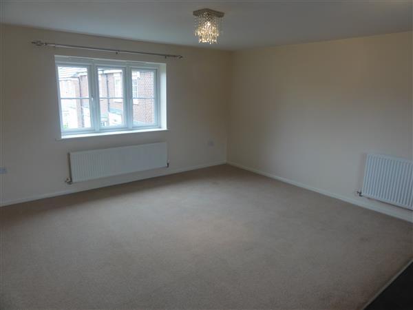 1 Bedroom House To Rent image 3